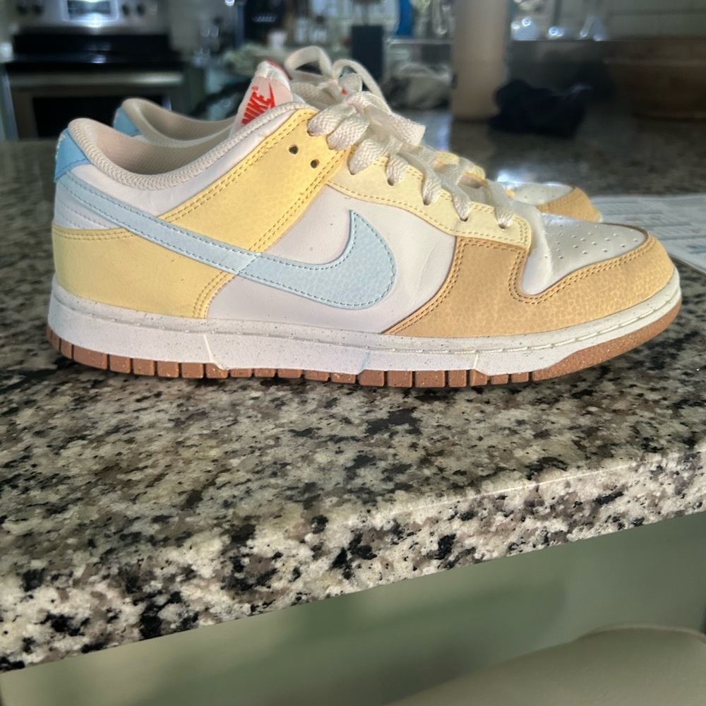 Nike dunk low